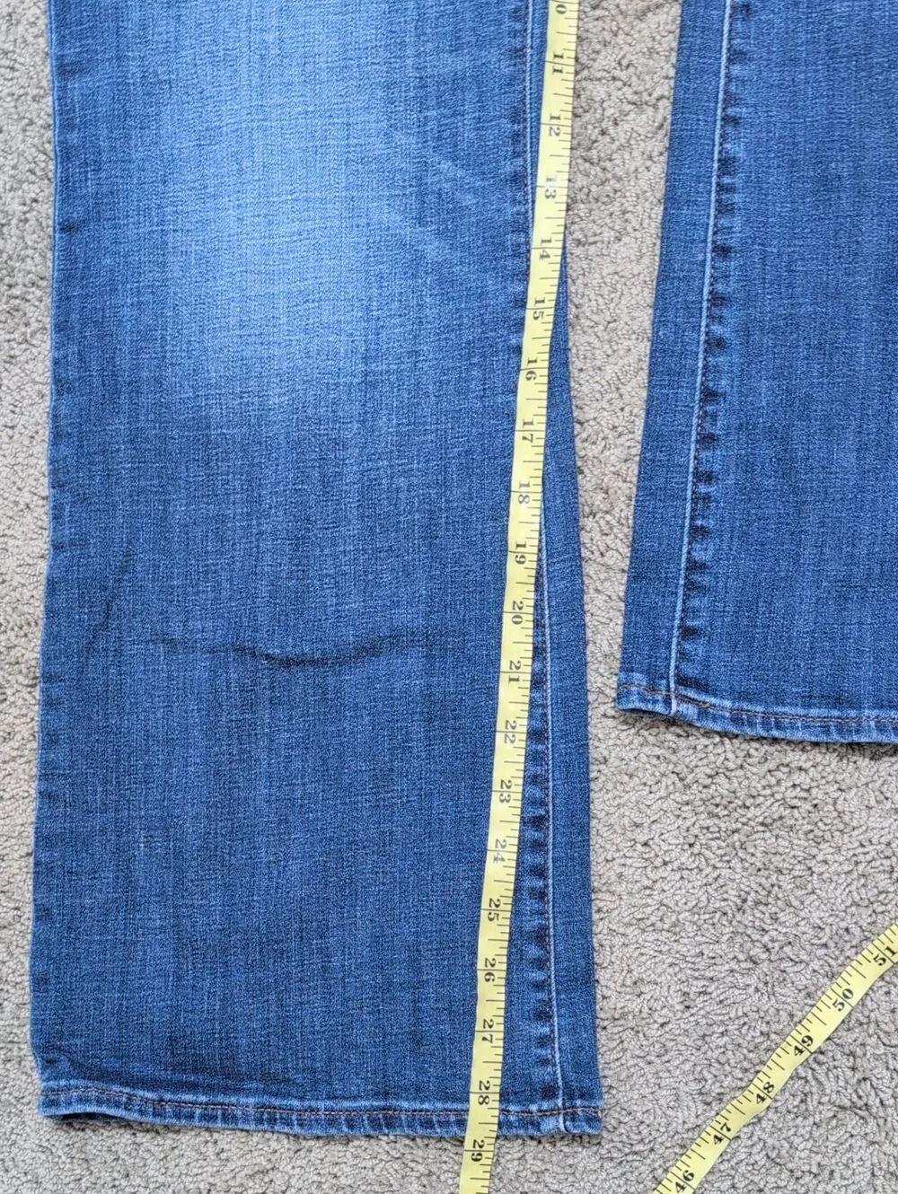 Chico's So Slimming Girlfriend Flare Jeans Medium Wash Size 12P